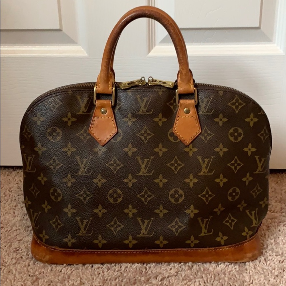 Authentic Louis Vuitton Alma No. 1016
